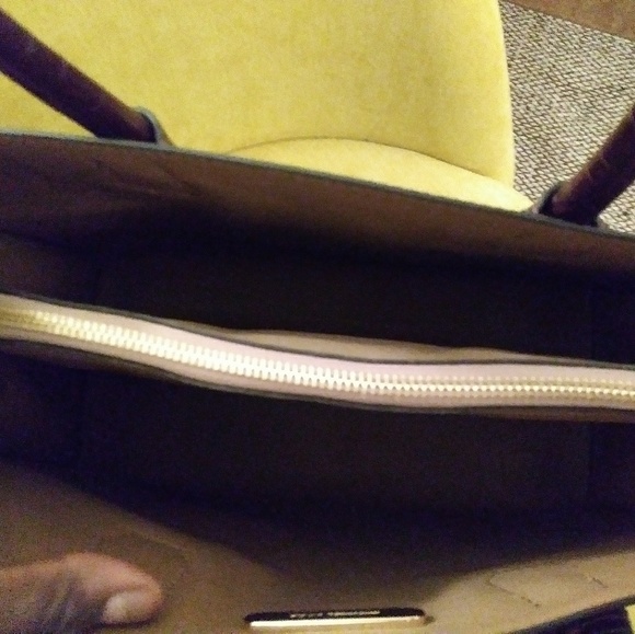 Michael Kors - Picture 3 of 8